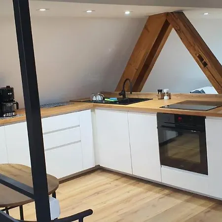 3 Osobowy U Makosi *